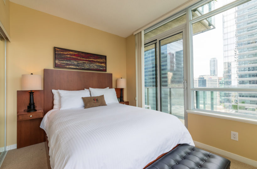 Suite for Rent at Maple Leaf Square Downtown Toronto, Bedroom, White Sheets, Large Window