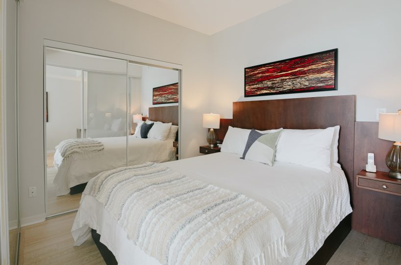 MLS - 65 Bremner Blvd - 1 bedroom - Furnished Suite North Tower