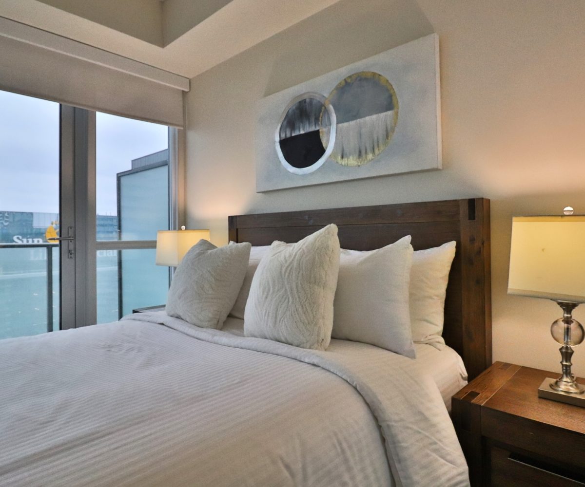 MLS - 65 Bremner Blvd - Maple Leaf Square Rental
