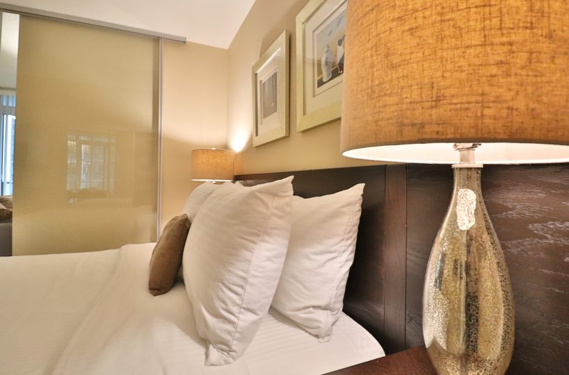 Maple Leaf Square - 65 Bremner Blvd - Furnished 1 Bedroom Suite