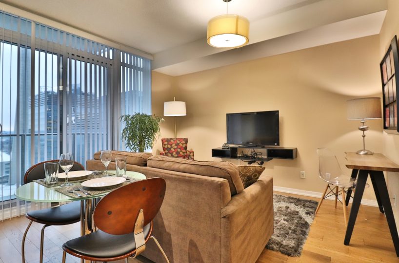 Maple Leaf Square - 65 Bremner Blvd - Furnished 1 Bedroom Suite