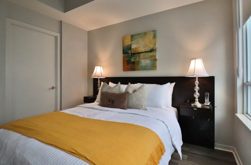 Maple Leaf Square - 65 Bremner - Furnished Two Bedroom Condo