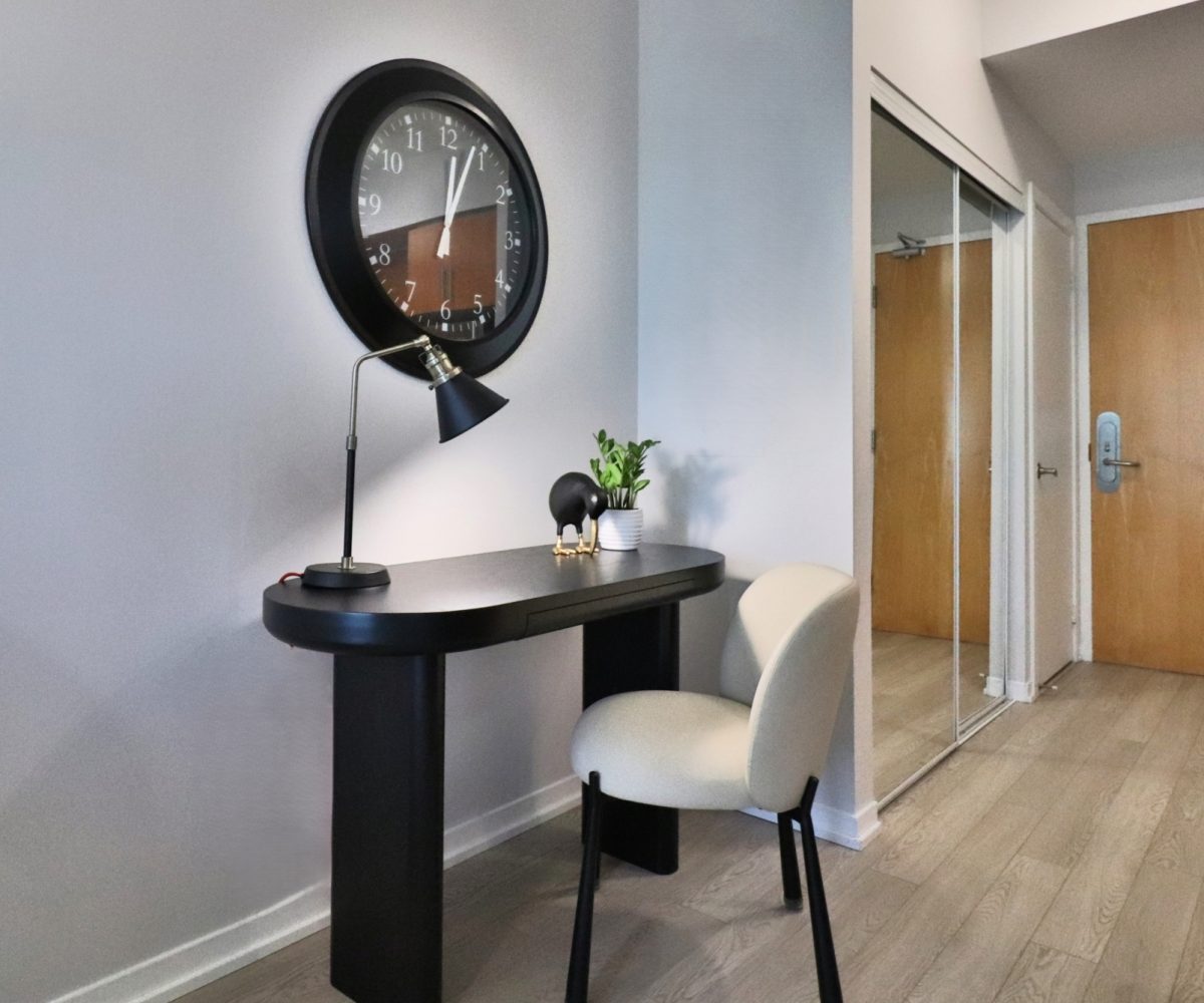 Maple Leaf Square - 65 Bremner Blvd - Furnished Two Bedroom Toronto