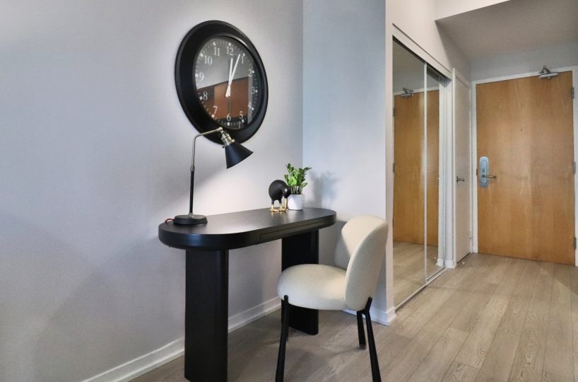 Maple Leaf Square - 65 Bremner Blvd - Furnished Two Bedroom Toronto