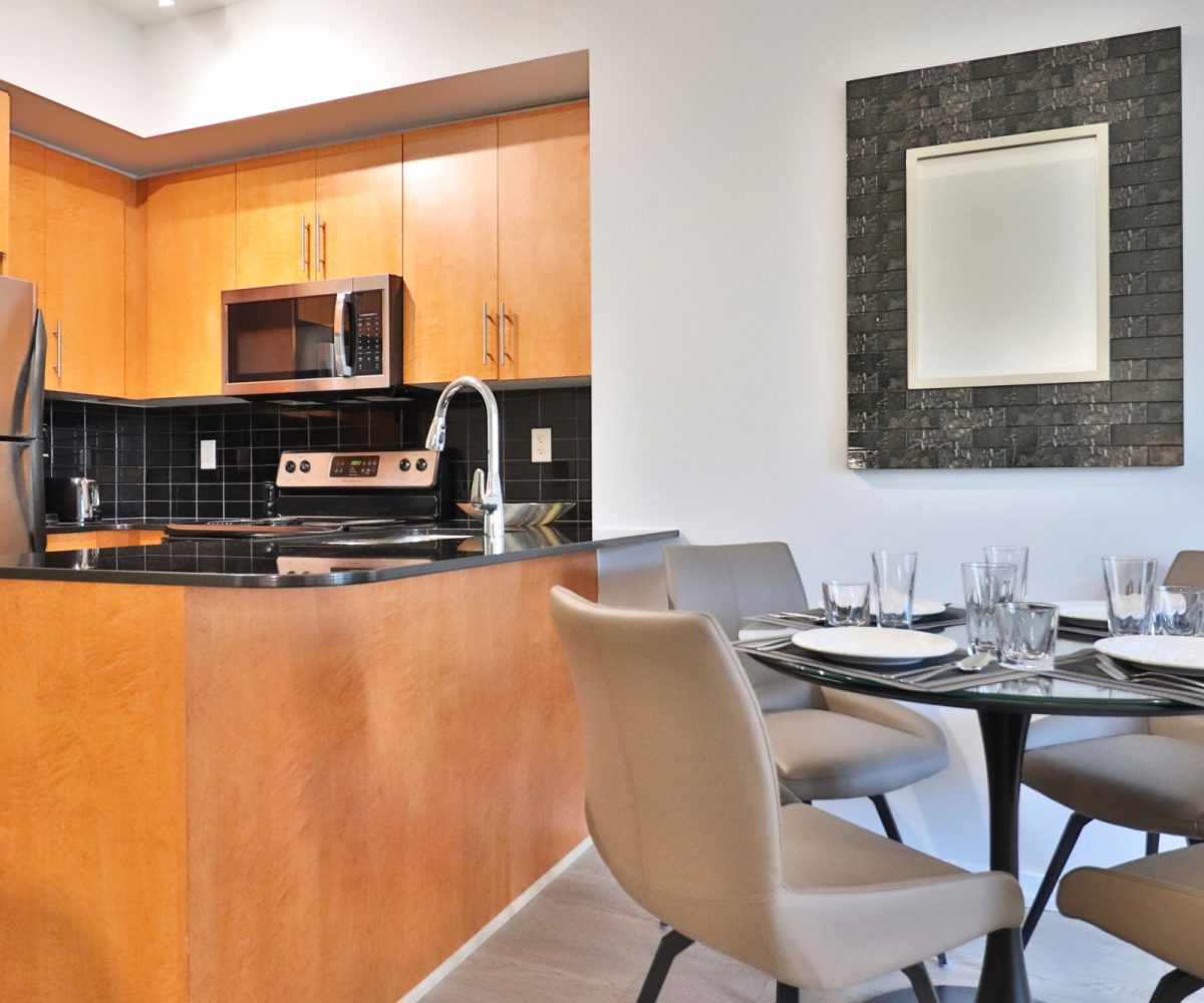 Maple Leaf Square - 65 Bremner Blvd - Furnished Two Bedroom Toronto
