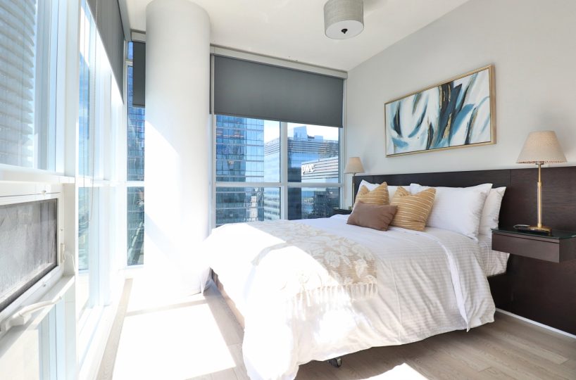Maple Leaf Square - 65 Bremner Blvd - Furnished Two Bedroom Toronto