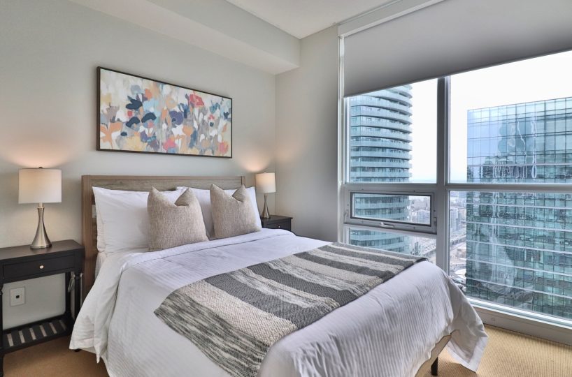 Maple Leaf Square - 65 Bremner Blvd - Furnished Two Bedroom Toronto