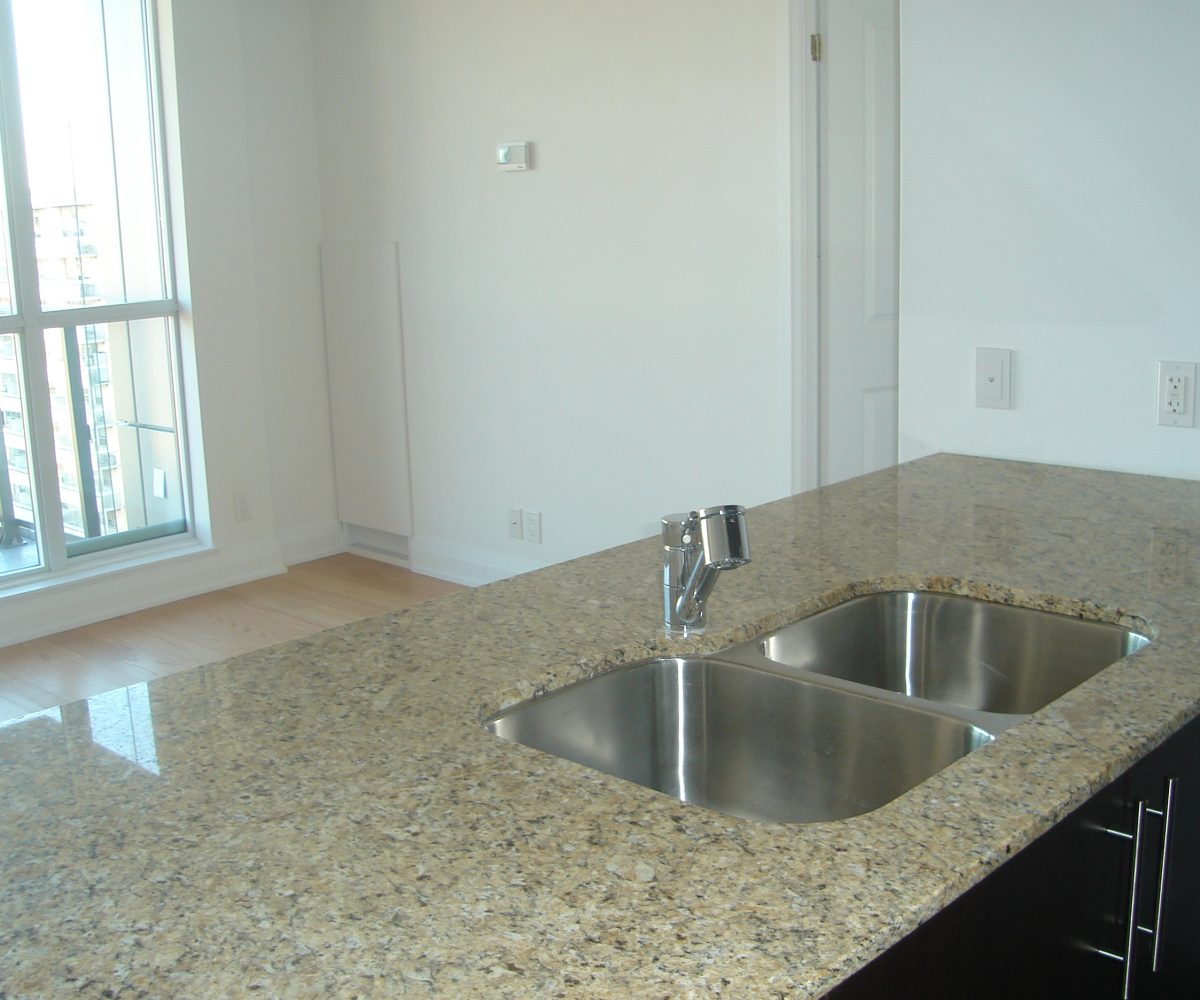2 bed 2 bath
