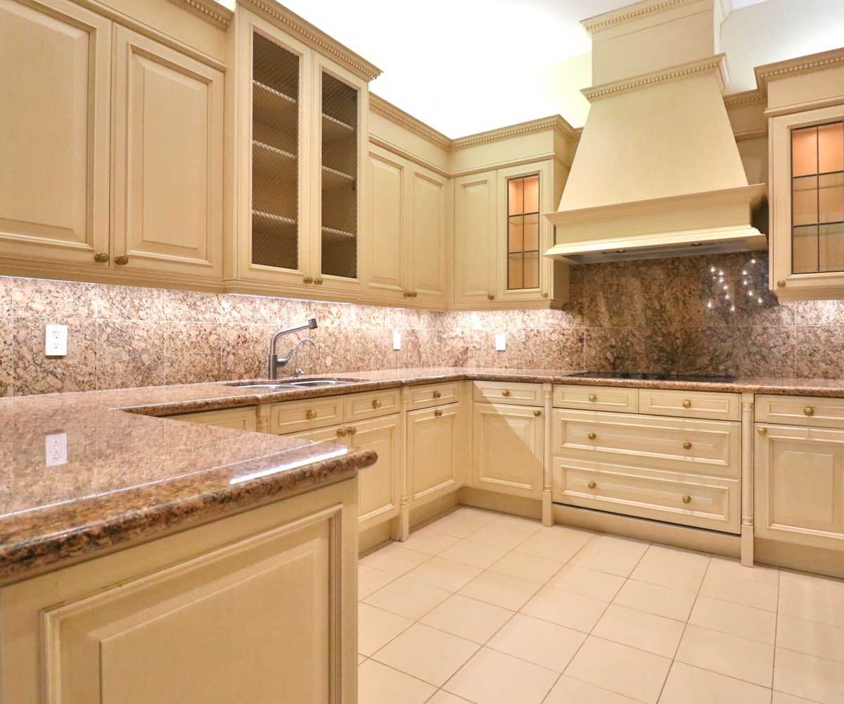 Exclusive 2-bedroom unit for rent at 1 Post Road.