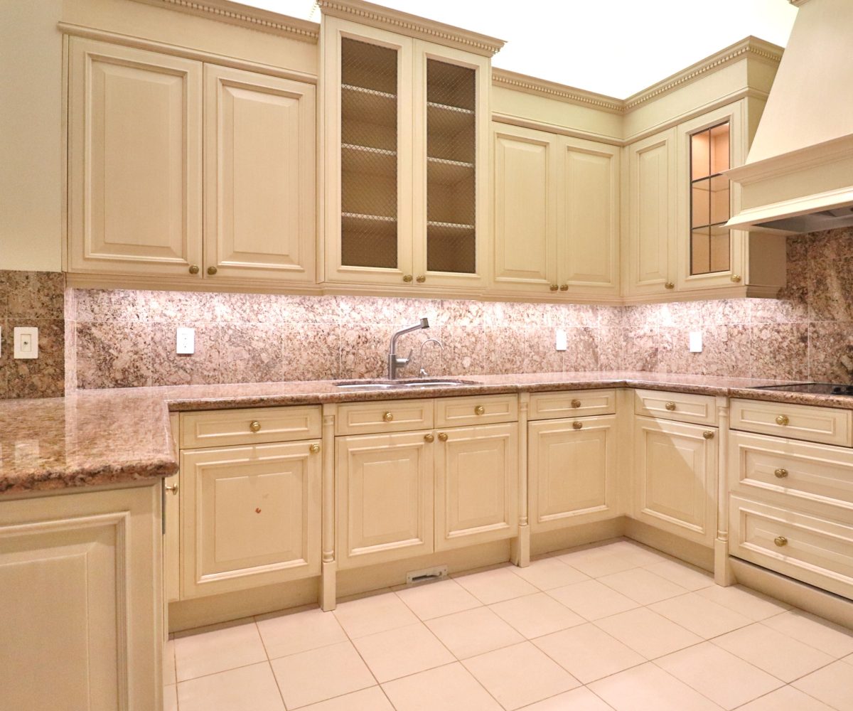 Exclusive 2-bedroom unit for rent at 1 Post Road.