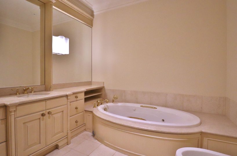 Exclusive 2-bedroom unit for rent at 1 Post Road.