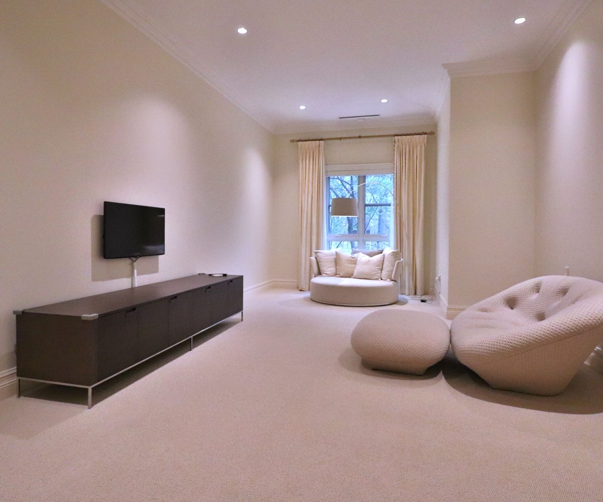 Exclusive 2-bedroom unit for rent at 1 Post Road.