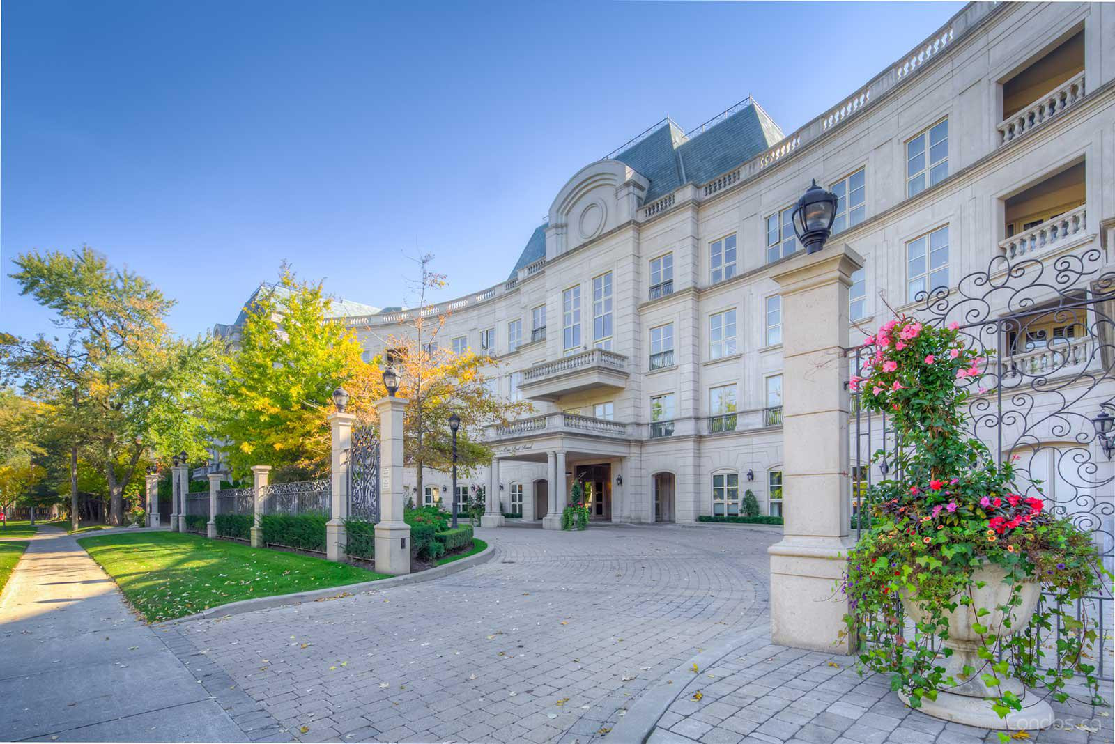 Exclusive 2-bedroom unit for rent at 1 Post Road.