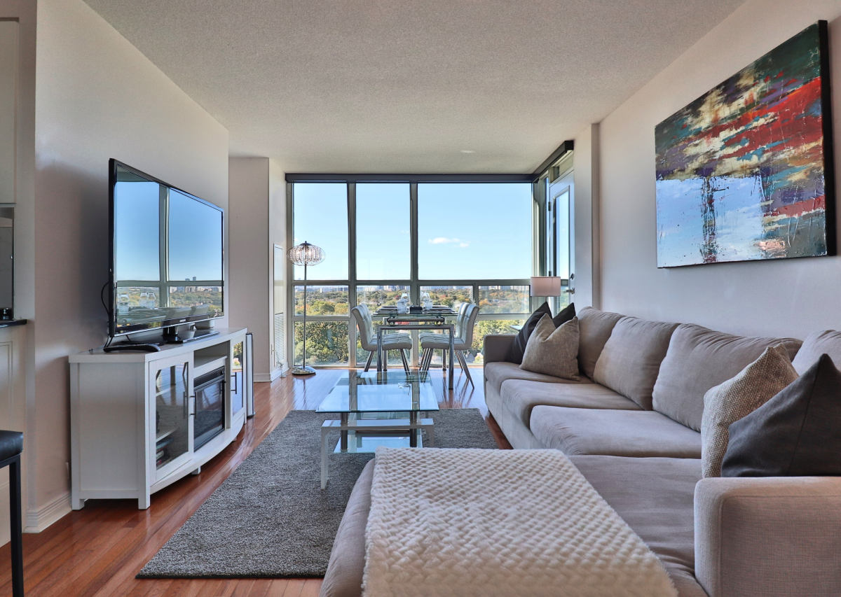 Continental Condos -509 Beecroft - 2 Bedroom Corporate Furnished Rental