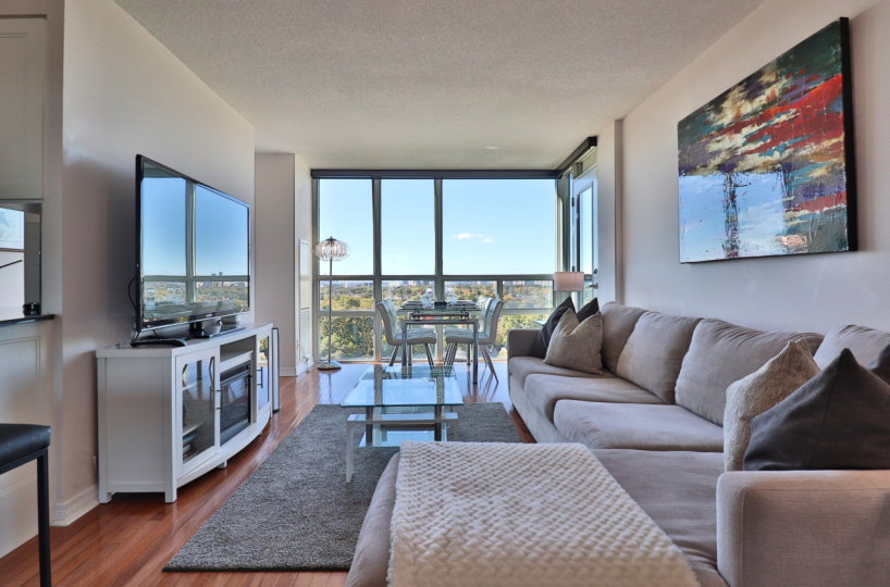 Continental Condos -509 Beecroft - 2 Bedroom Corporate Furnished Rental