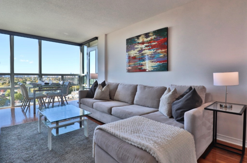 Continental Condos -509 Beecroft - 2 Bedroom Corporate Furnished Rental