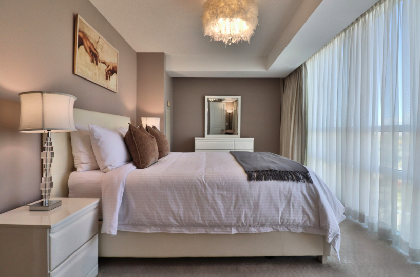 Continental Condos -509 Beecroft - 2 Bedroom Corporate Furnished Rental