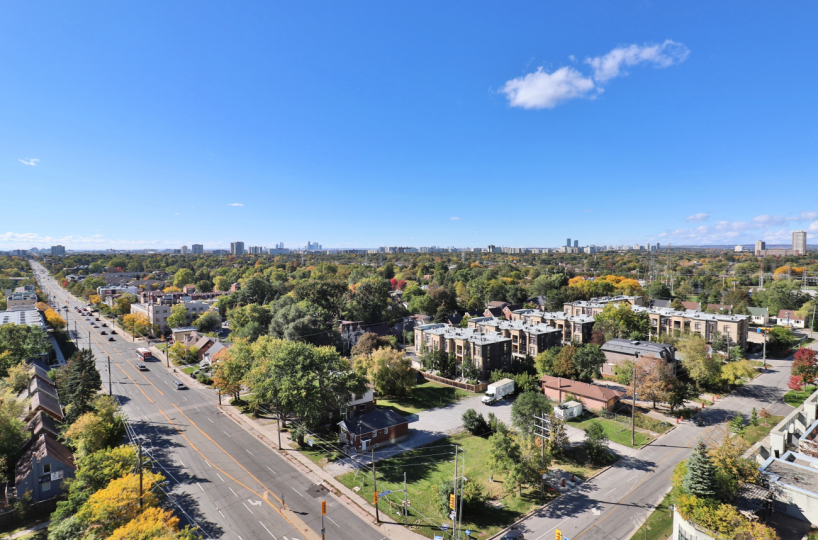 Continental Condos -509 Beecroft - 2 Bedroom Corporate Furnished Rental