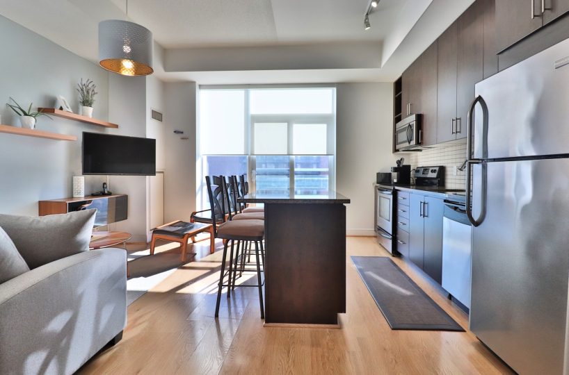 VU - 112 George St - Furnished 1 Bedroom + Den at The VU