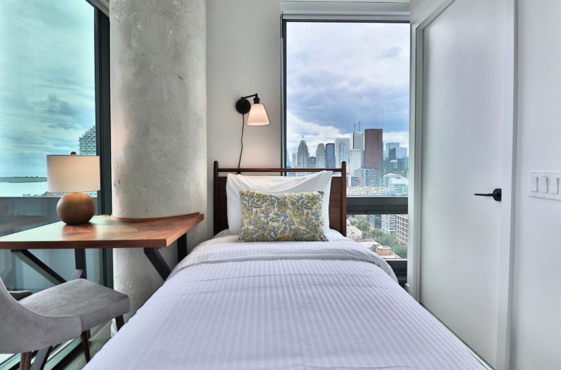The Goode Condos - 35 Parliament Street - 3 Bedroom Furnished Executive Suite