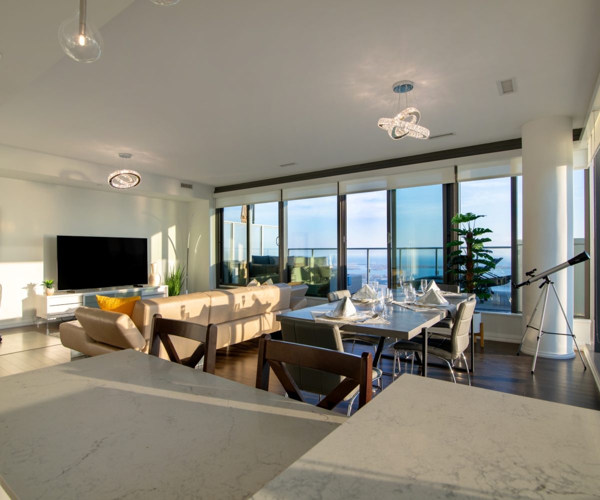 Monde - 16 Bonnycastle St - 2 Bedroom Furnished Suite at The Monde