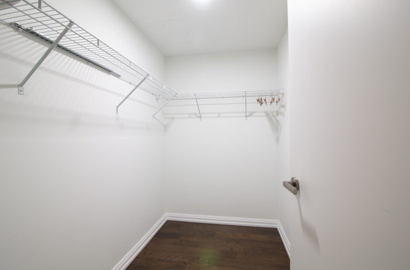 Monde - 16 Bonnycastle St - 2 Bedroom Furnished Suite at The Monde