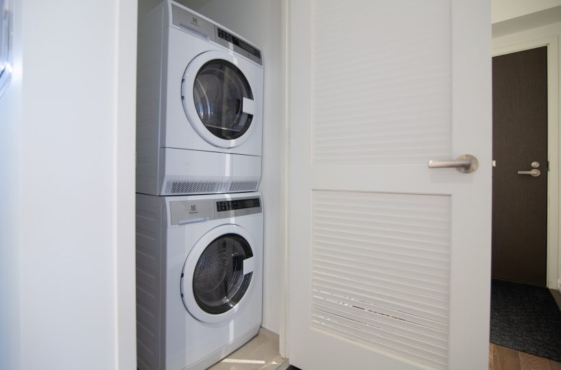 Monde - 16 Bonnycastle St - 2 Bedroom Furnished Suite at The Monde