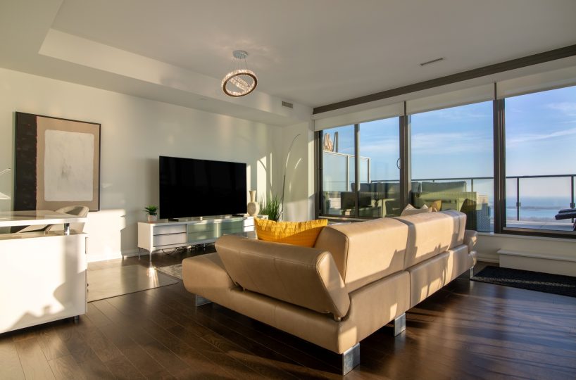 Monde - 16 Bonnycastle St - 2 Bedroom Furnished Suite at The Monde